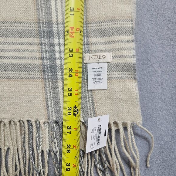 New J. Crew Acrylic Plaid Blanket Scarf Grey and Tan with Fringe 34X72 - Picture 4 of 6